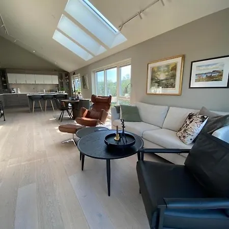 Apartament Centrally Located In Leknes, Right In The Middle Of Lofoten Vestvagoy